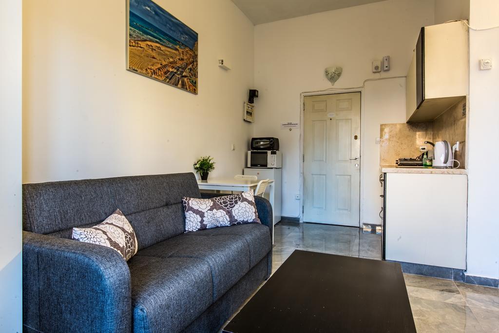 Chic Apartments By The Beach Τελ Αβίβ Εξωτερικό φωτογραφία